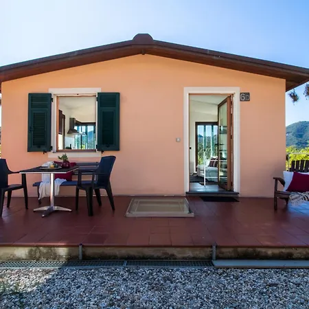 La 2 - Elegant And Cozy With Free Parking And A C Σπίτι διακοπών