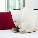 Дом отдыха La 2 - Elegant And Cozy With Free Parking And A C *