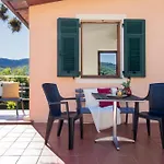 La 2 - Elegant And Cozy With Free Parking And A C Дом отдыха