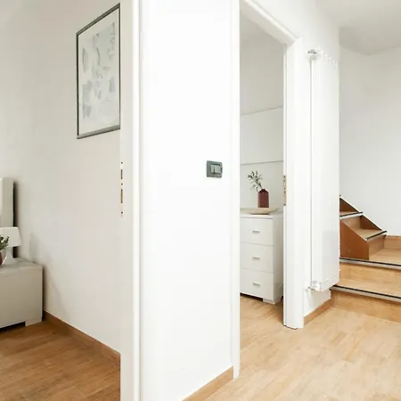 La 2 - Elegant And Cozy With Free Parking And A C Ferienhaus Rapallo