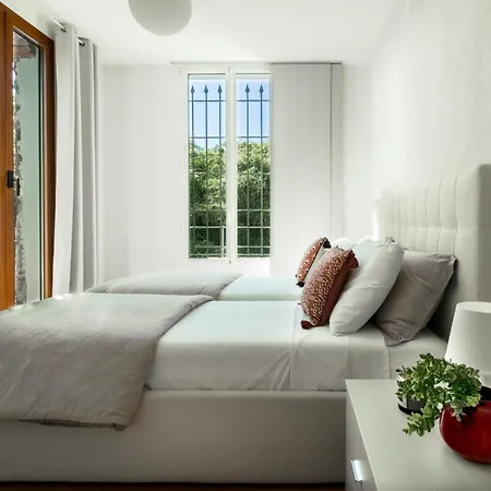 La 2 - Elegant And Cozy With Free Parking And A C ラッパロ