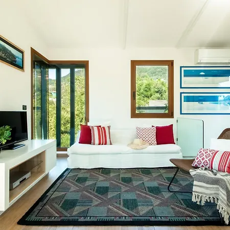 La 2 - Elegant And Cozy With Free Parking And A C * ラッパロ