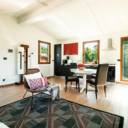 La 2 - Elegant And Cozy With Free Parking And A C Ferienhaus Rapallo