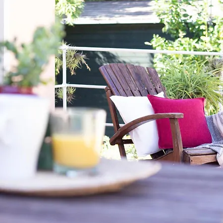 La 2 - Elegant And Cozy With Free Parking And A C Ferienhaus