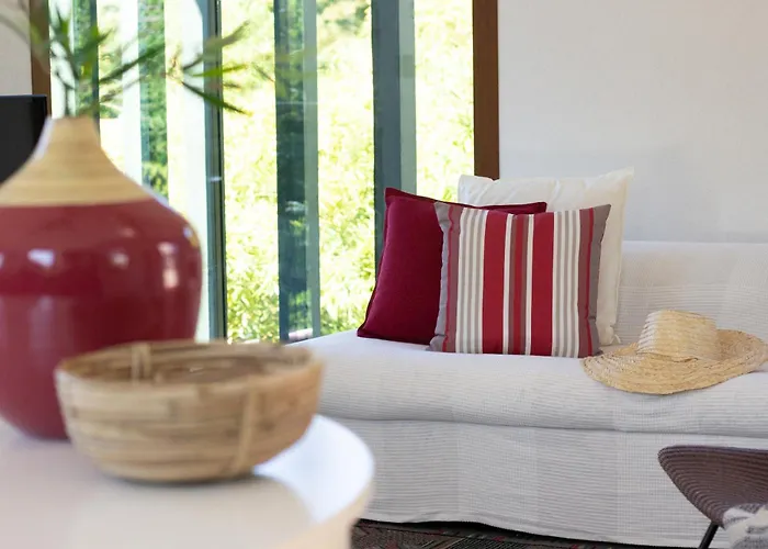 La 2 - Elegant And Cozy With Free Parking And A C 라팔로